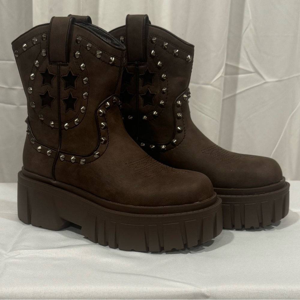 Current Mood Studded Platform Vegan Leather boots - Picture 1 of 6